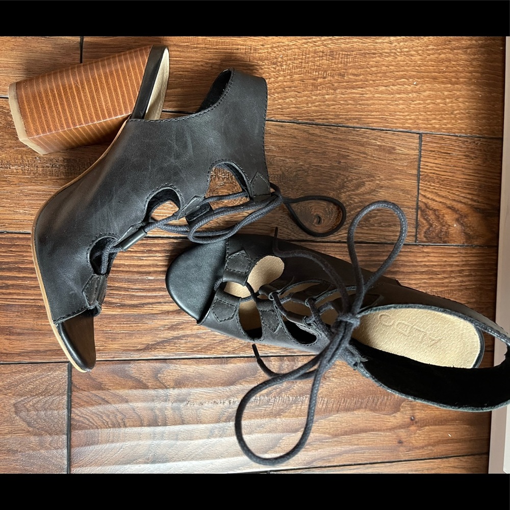 Worn•Black lace up ALDO block heels